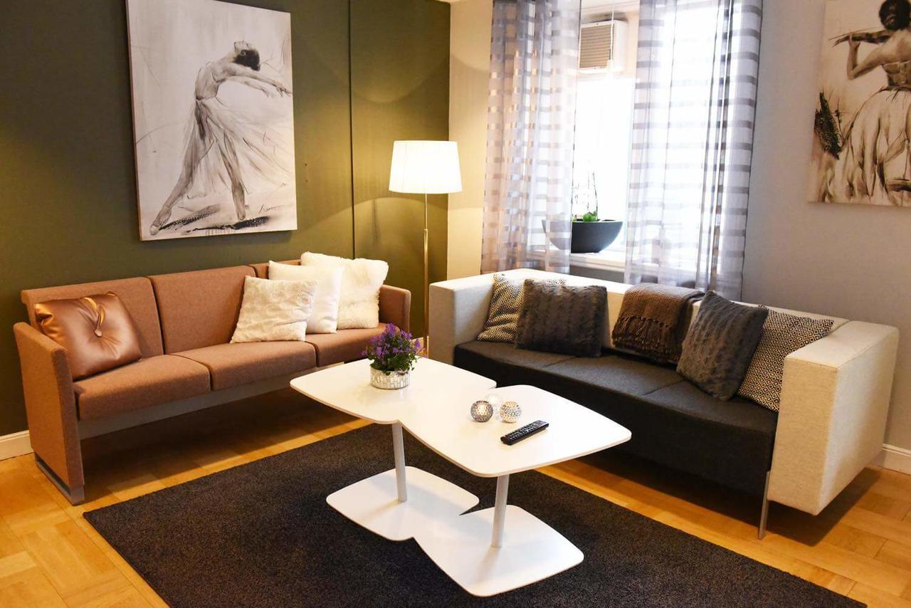 Vaesterhoejdsgarden Skövde Exterior foto