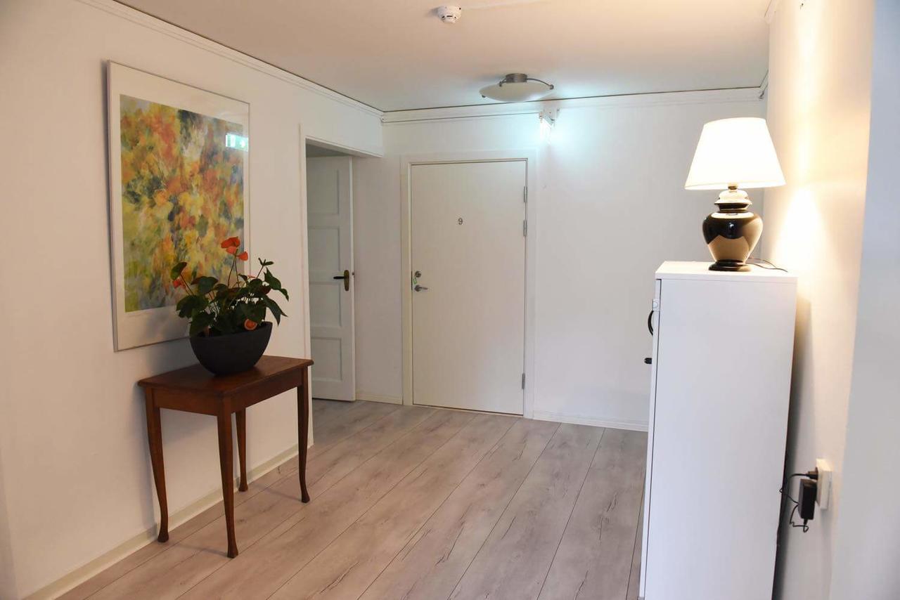 Vaesterhoejdsgarden Skövde Exterior foto